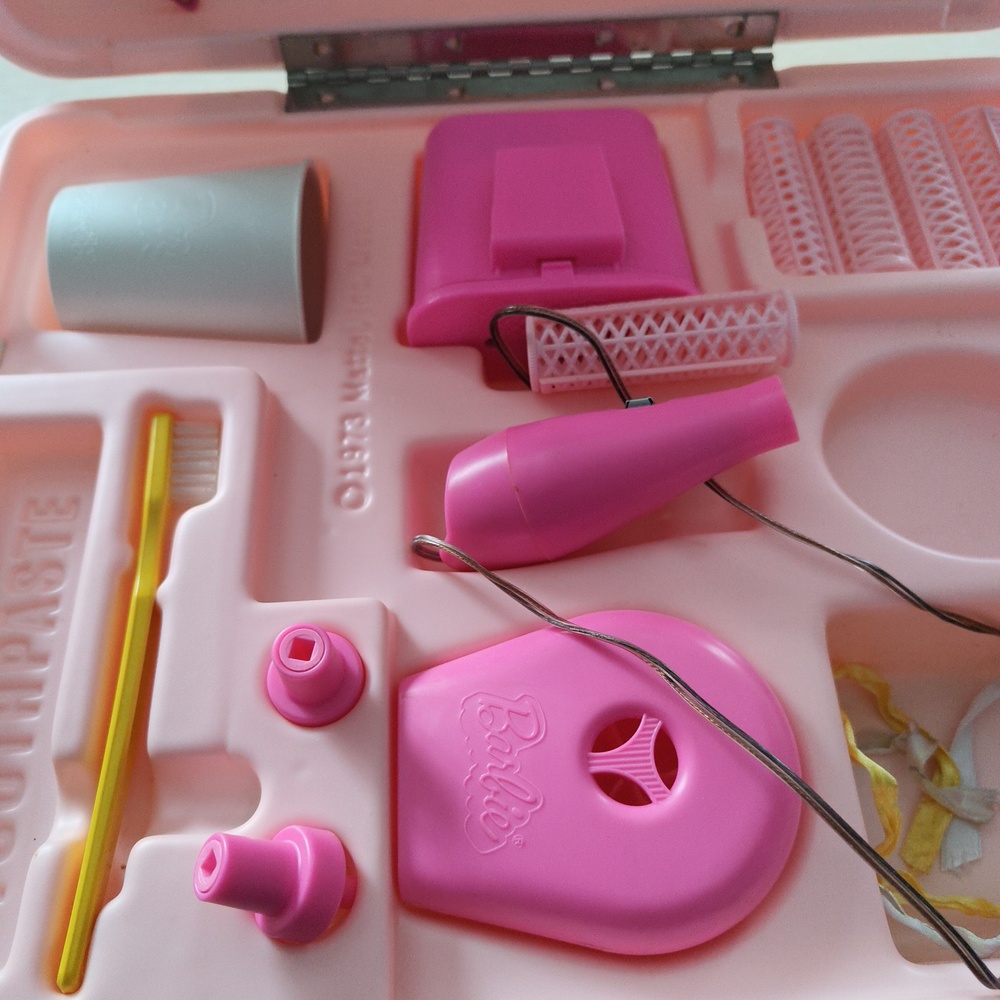 Vintage 1973 Barbie Child Size Vanity Case Working - Picture 11 of 14